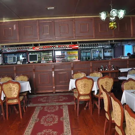 Botel Brod Panini Veles